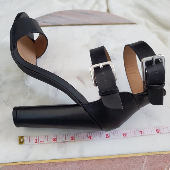 JustFab 'Tasia' Block Heel - Picture 6 of 8